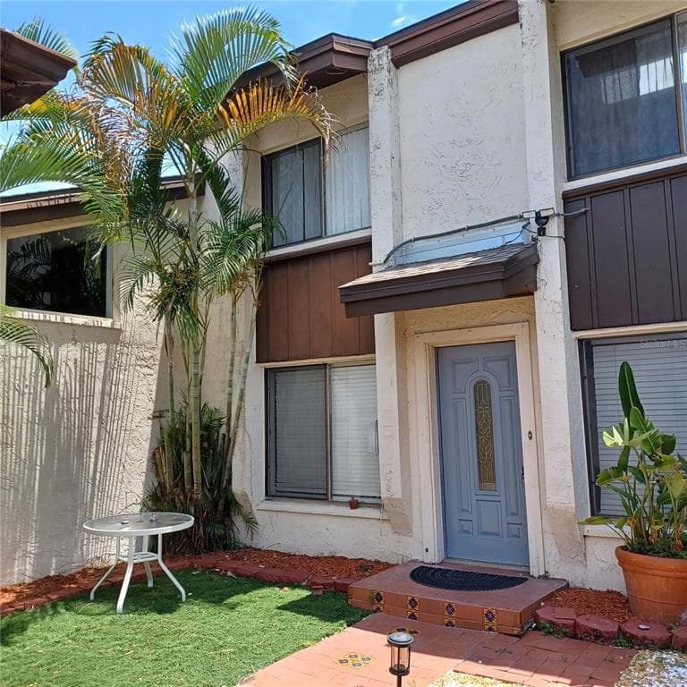 1881 N HERCULES AVENUE UNIT 602 CLEARWATER, FL 33765