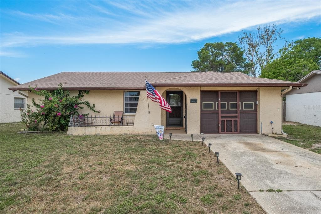 8929 CAIRO LANE PORT RICHEY, FL 34668