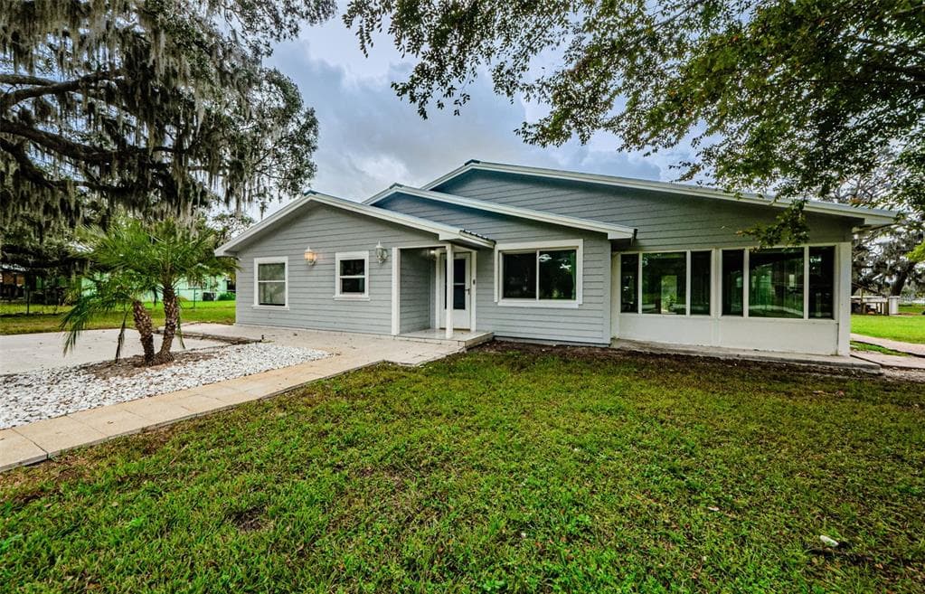 11403 TUCKER ROAD RIVERVIEW, FL 33569