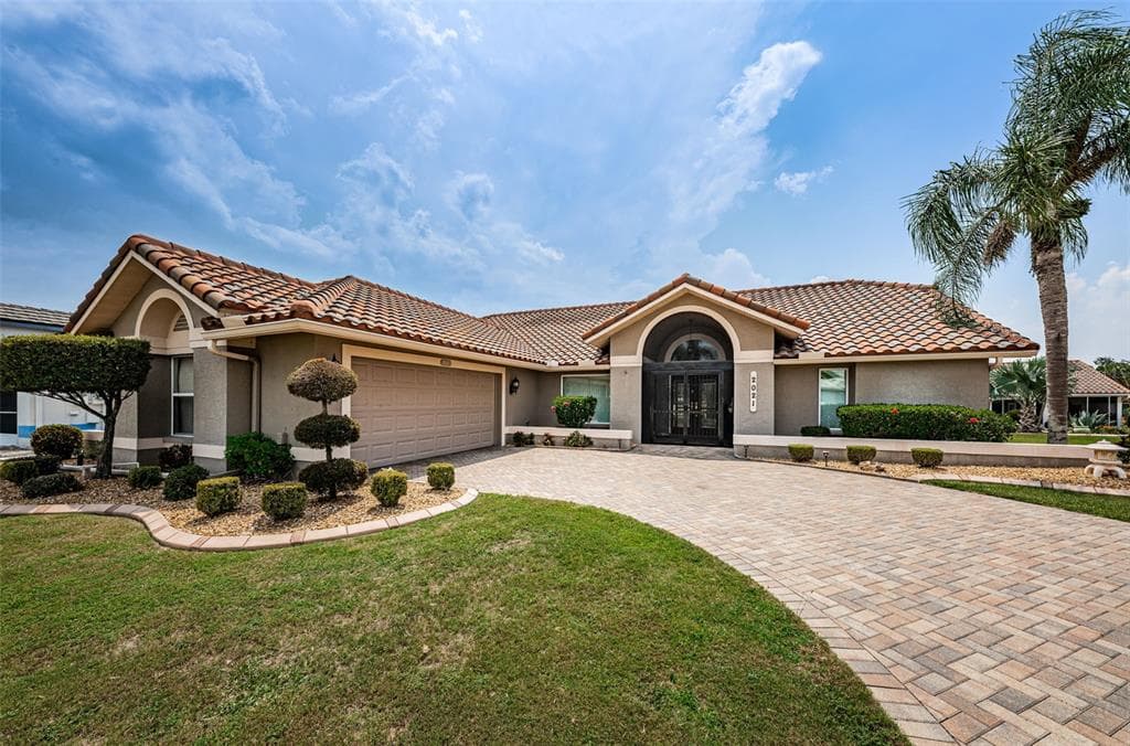 2021 NEW BEDFORD DRIVE SUN CITY CENTER, FL 33573