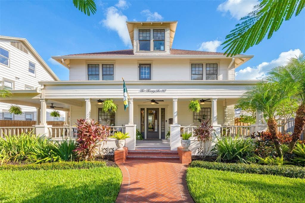 226 10TH AVENUE NE ST PETERSBURG, FL 33701