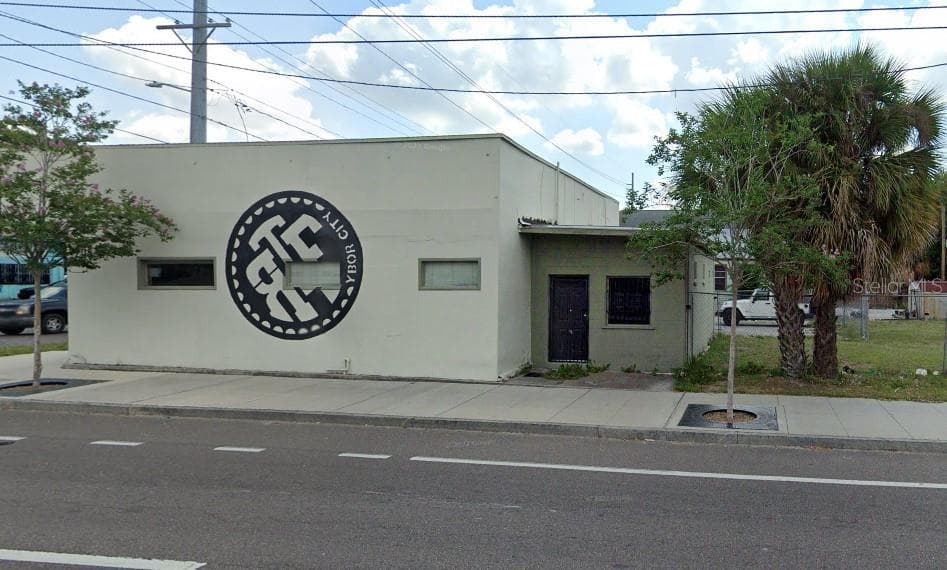 2115 N 22ND STREET TAMPA, FL 33605