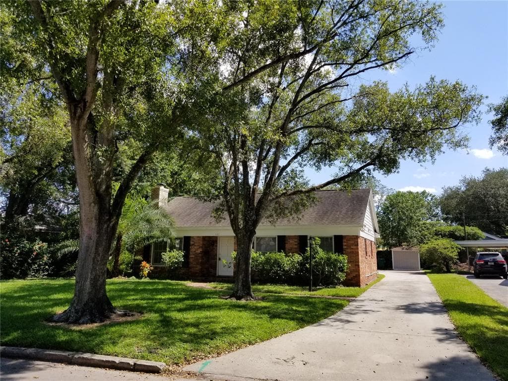 641 HUDSON AVENUE TAMPA, FL 33606