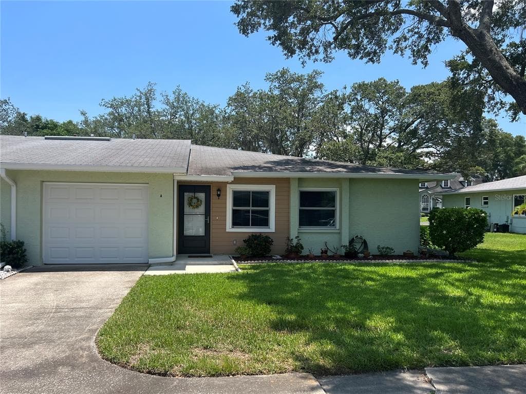 1117 ORANGE TREE CIRCLE E UNIT A