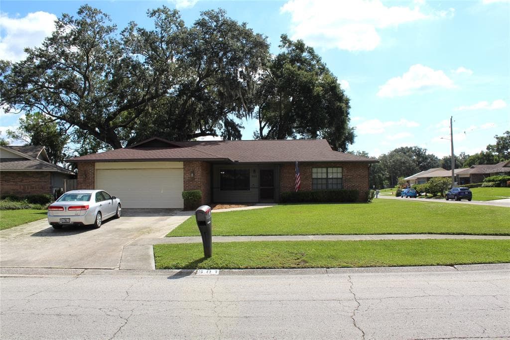 501 TIMBER POND DRIVE BRANDON, FL 33510