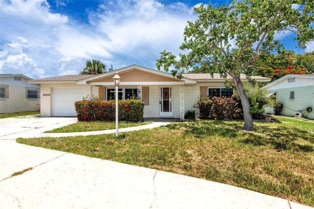 10923 86TH AVENUE SEMINOLE, FL 33772