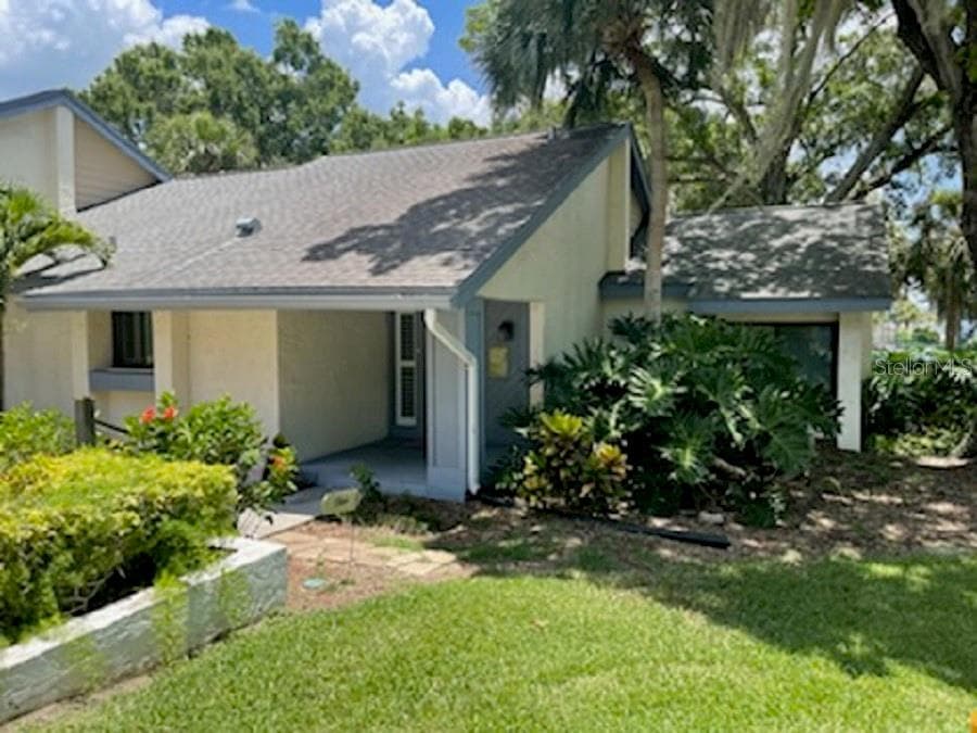90 S HIGHLAND AVENUE UNIT 1 TARPON SPRINGS, FL 34689
