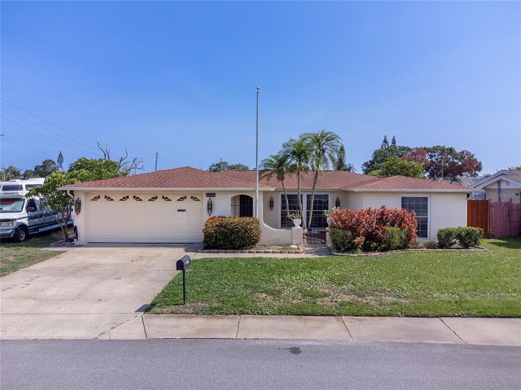 3415 ROXBURY DRIVE HOLIDAY, FL 34691