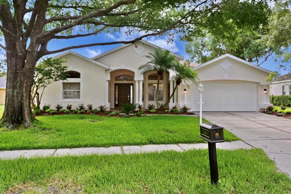 6040 CATLIN DRIVE TAMPA, FL 33647