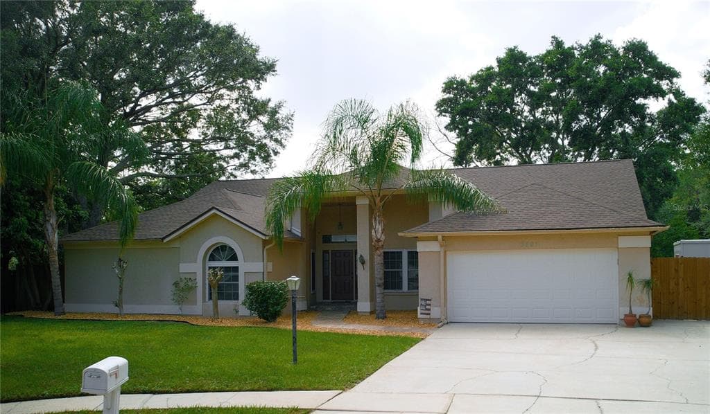 3501 COUNTRY CREEK LANE VALRICO, FL 33596