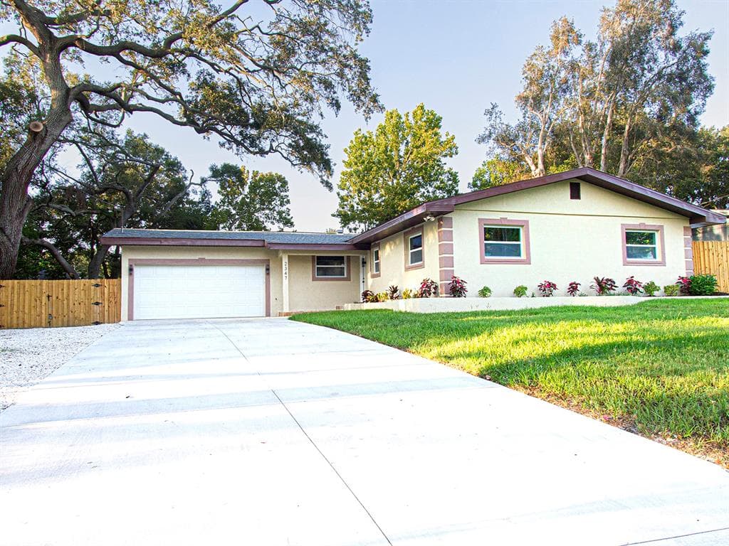 2347 DORA DRIVE