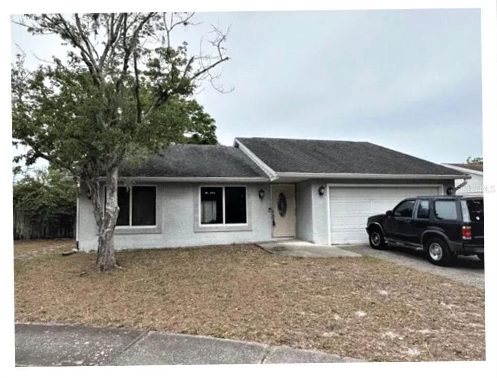 8011 MOCKERNUT LANE PORT RICHEY, FL 34668