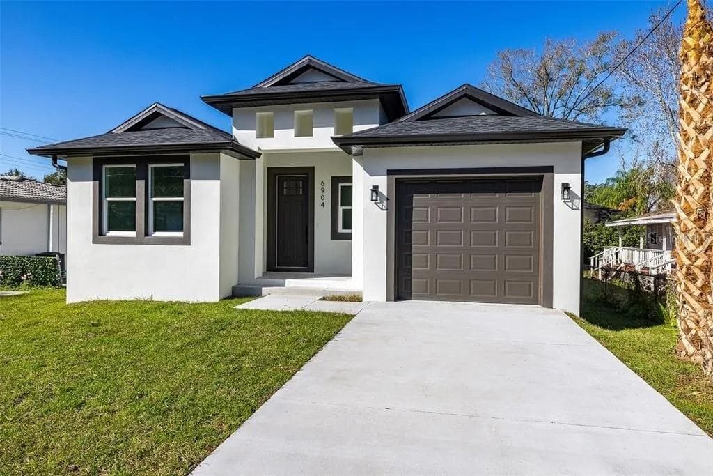 6904 N LYNN AVENUE TAMPA, FL 33604