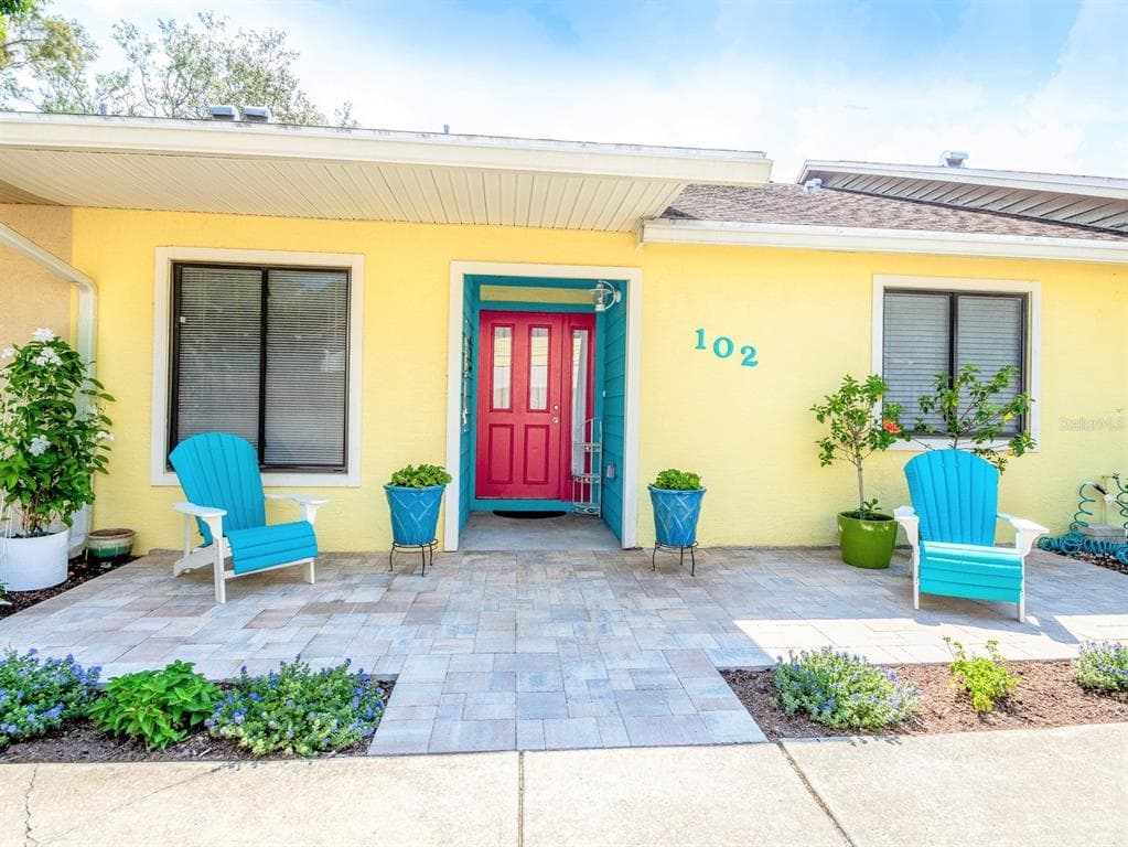 102 ANCLOTE ROAD TARPON SPRINGS, FL 34689