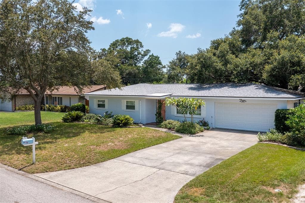 1456 VIEWTOP DRIVE CLEARWATER, FL 33764