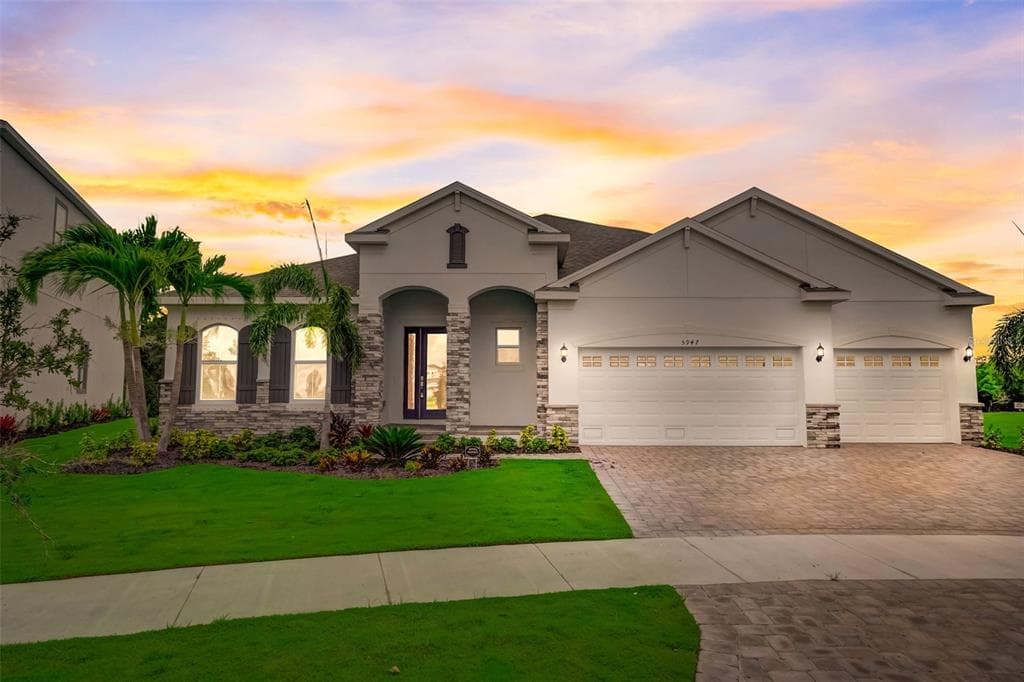 5947 BLAKENEY LOOP APOLLO BEACH, FL 33572