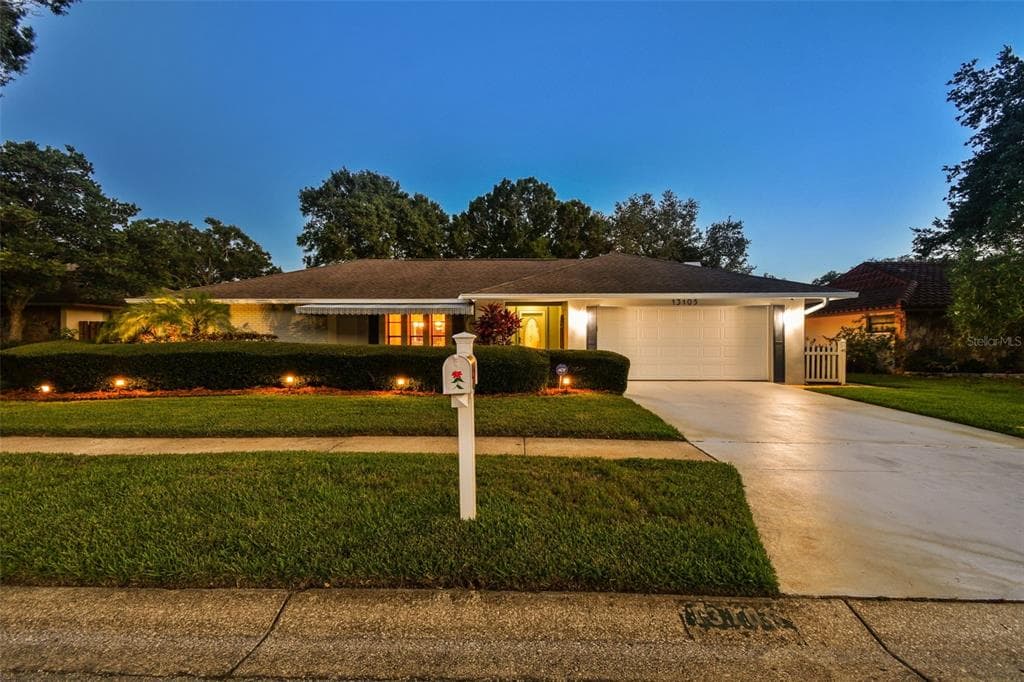 13105 CIMARRON CIRCLE N