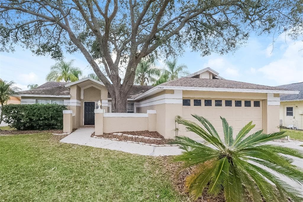 8437 ROYAL HART DRIVE NEW PORT RICHEY, FL 34653