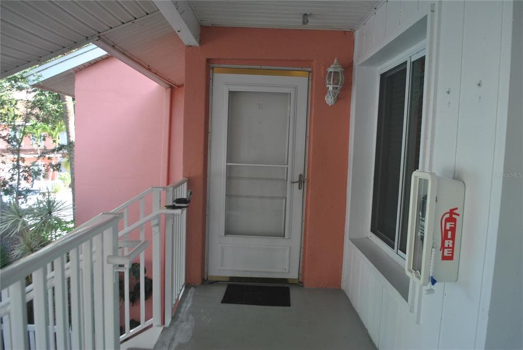 3742 41ST WAY S UNIT E ST PETERSBURG, FL 33711
