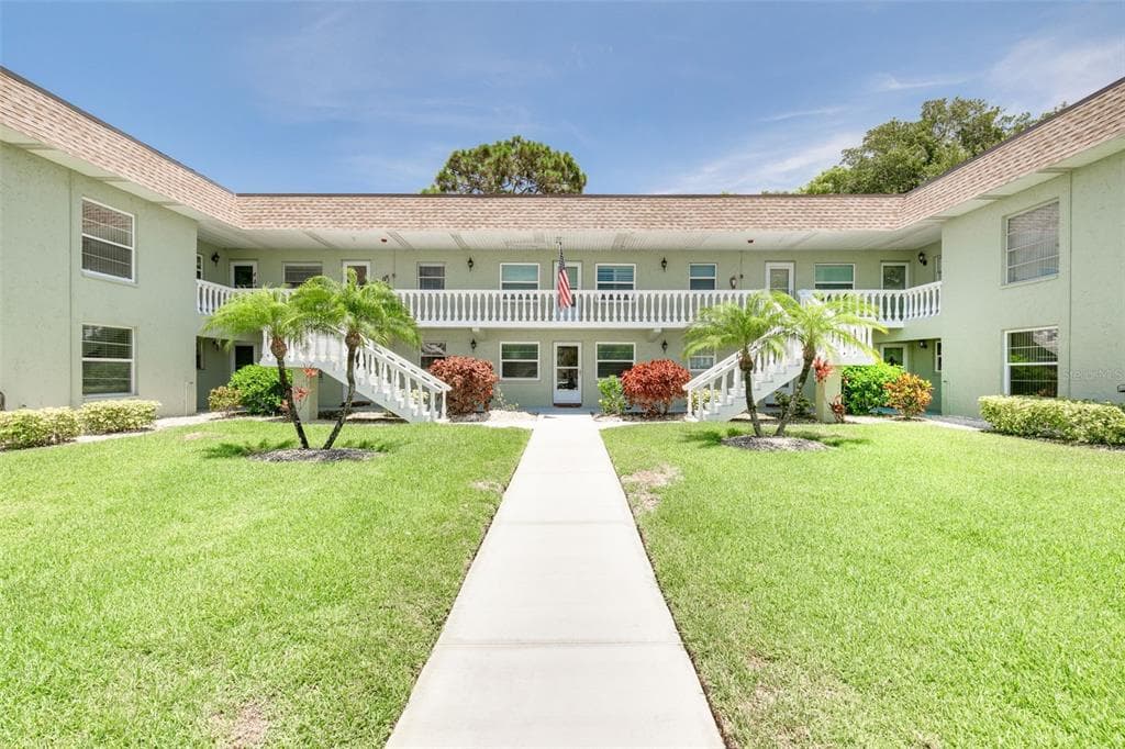 1250 S PINELLAS AVENUE UNIT 706 TARPON SPRINGS, FL 34689