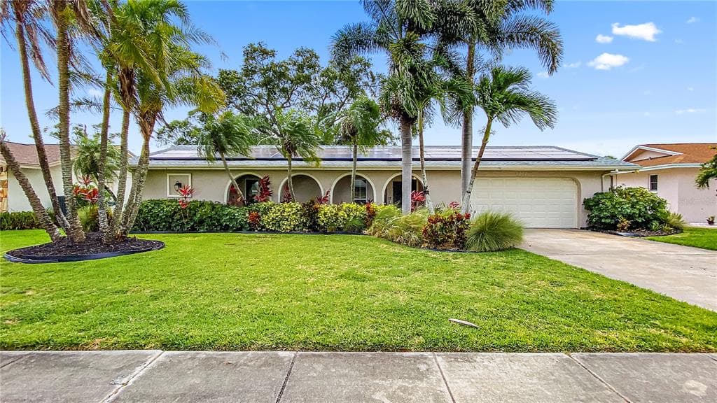 7002 GREENBRIER DRIVE SEMINOLE, FL 33777