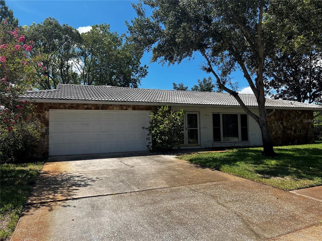 651 LEEWARD WAY PALM HARBOR, FL 34685