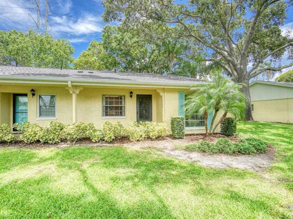 2465 NORTHSIDE DRIVE UNIT 2008 CLEARWATER, FL 33761