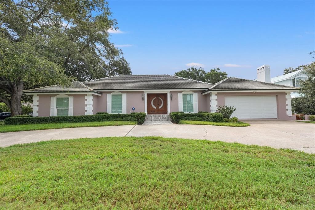 461 PONCE DE LEON BOULEVARD BELLEAIR, FL 33756