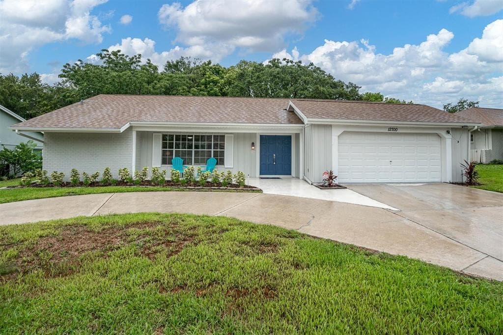 12700 CASTLEBERRY COURT