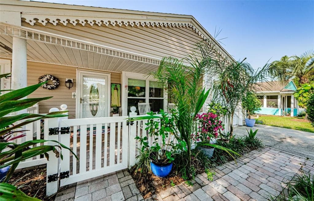 2760 KAVALIER DRIVE