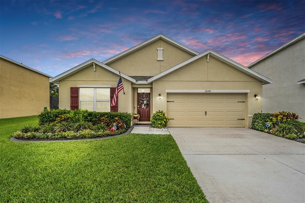 30747 SUMMER SUN LOOP WESLEY CHAPEL, FL 33545