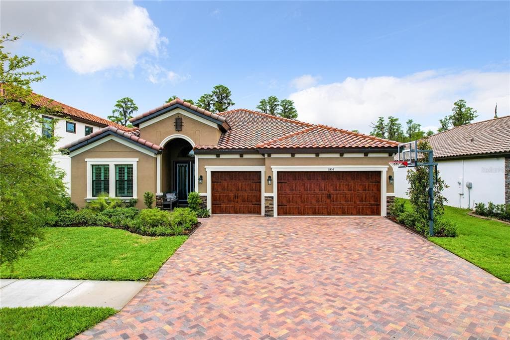 11458 RANCHERS GAP DRIVE ODESSA, FL 33556
