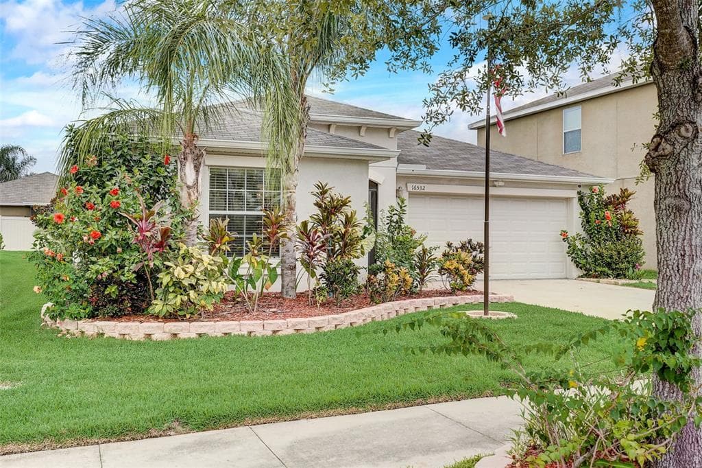16532 MYRTLE SAND DRIVE WIMAUMA, FL 33598