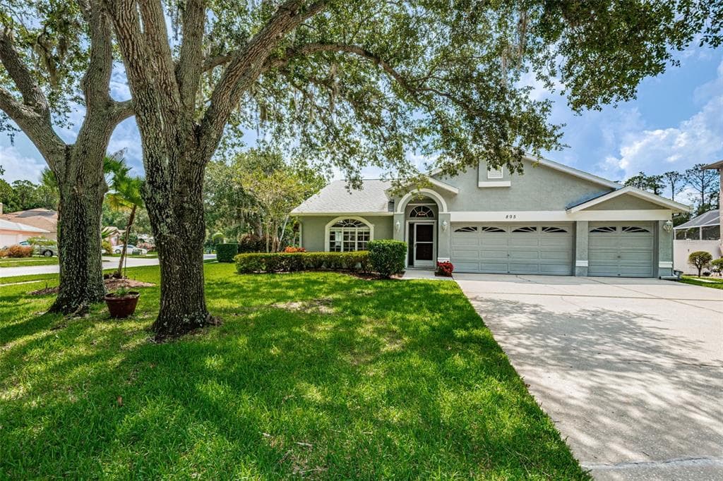 895 INVERRY DRIVE OLDSMAR, FL 34677