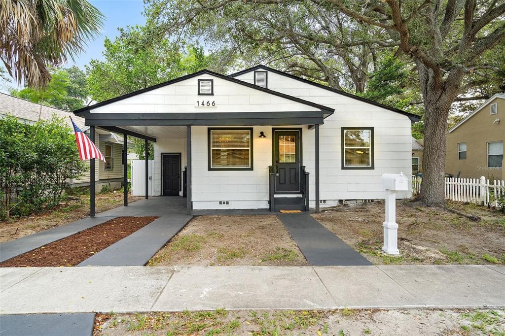 1466 15TH STREET S ST PETERSBURG, FL 33705