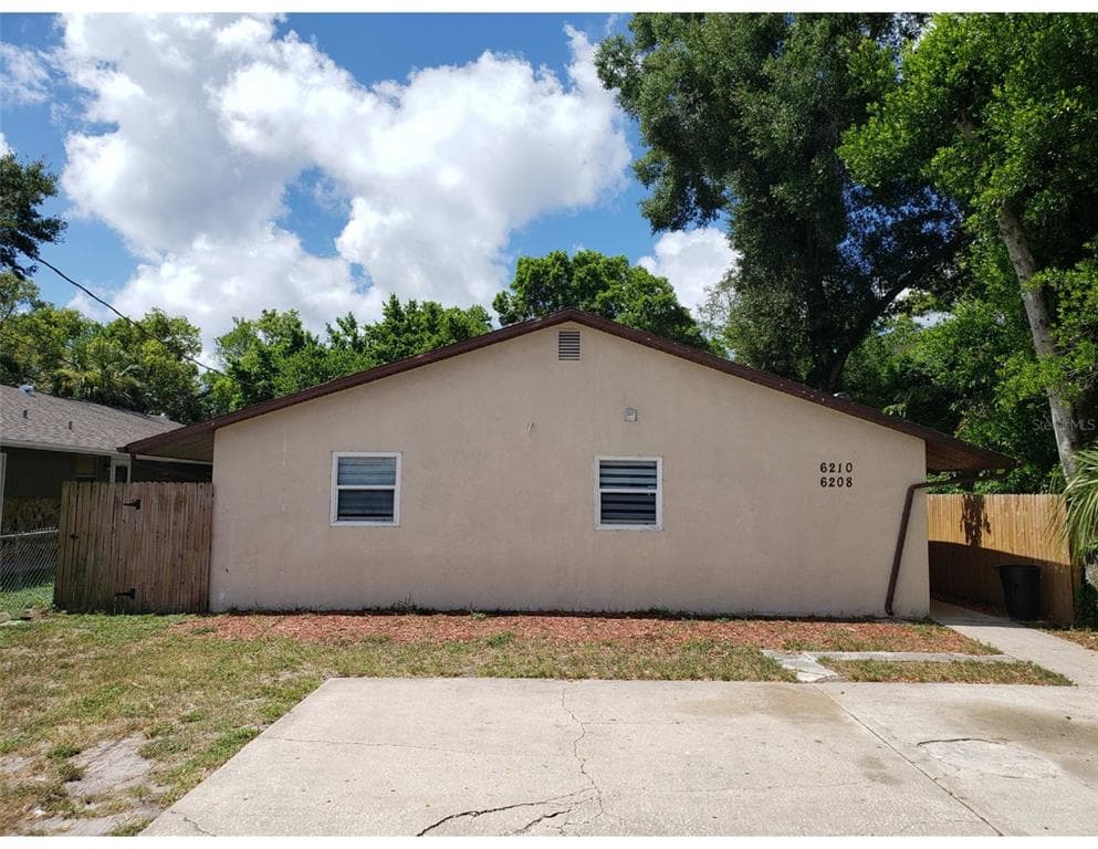 6208-6210 MASSACHUSETTS AVENUE NEW PORT RICHEY, FL 34653