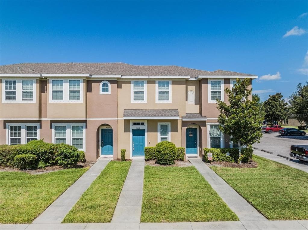 7007 WHITE TREETOP PLACE RIVERVIEW, FL 33578