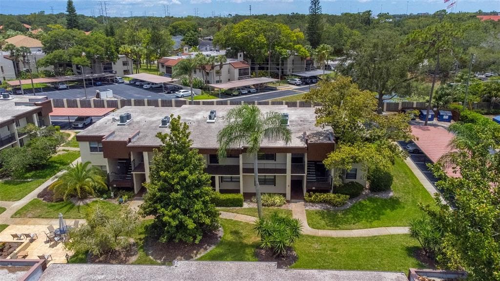 2400 WINDING CREEK BOULEVARD UNIT 18-205 CLEARWATER, FL 33761