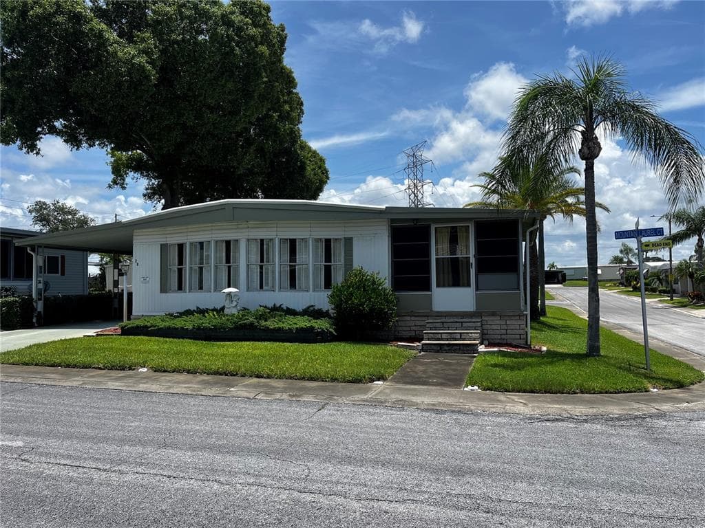 28 MOUNTAIN LAUREL DRIVE PALM HARBOR, FL 34684