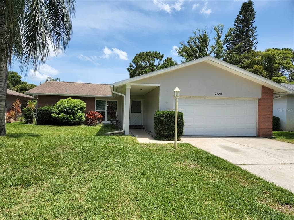 2120 BRAMBLEWOOD DRIVE N CLEARWATER, FL 33763