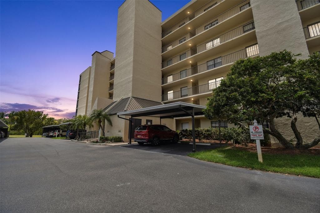 3300 COVE CAY DRIVE UNIT 1D