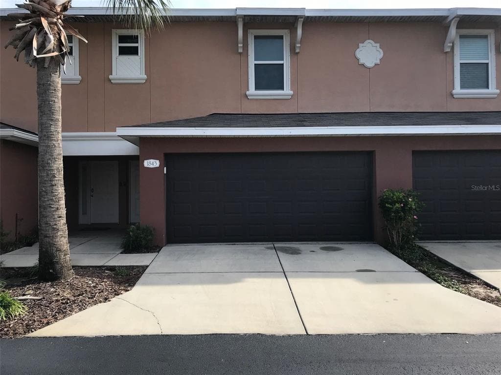 1843 SOMMARIE WAY TARPON SPRINGS, FL 34689