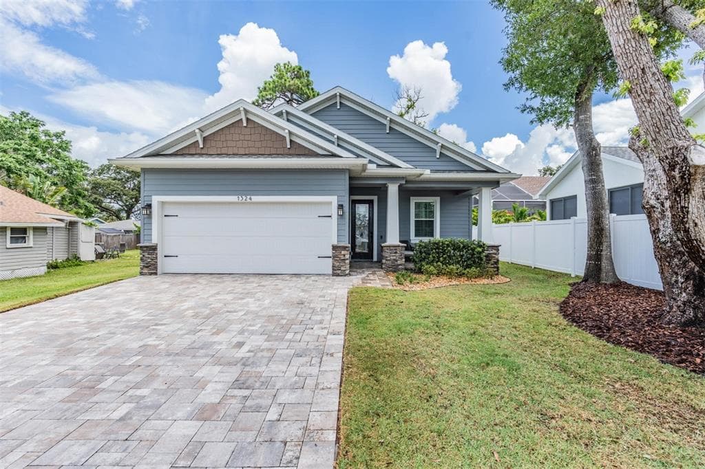 1324 GEORGIA AVENUE DUNEDIN, FL 34698