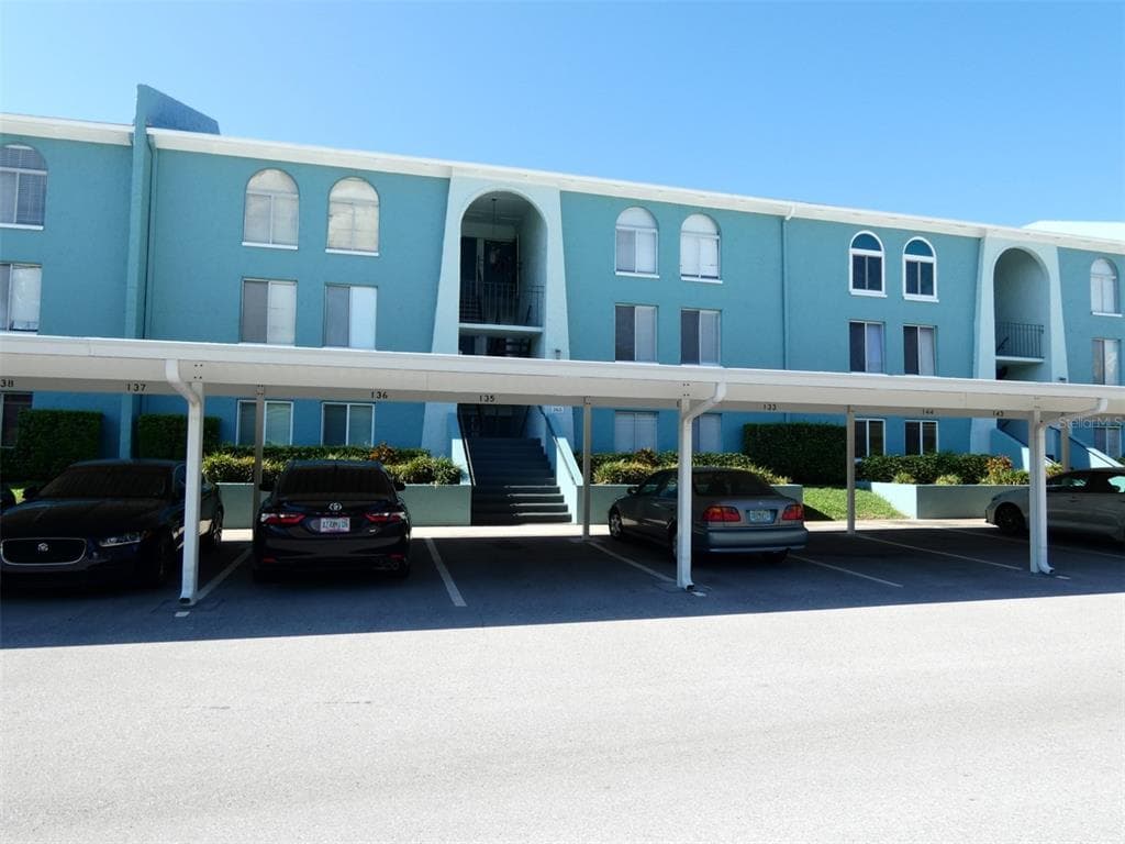 265 114TH AVENUE N UNIT 4