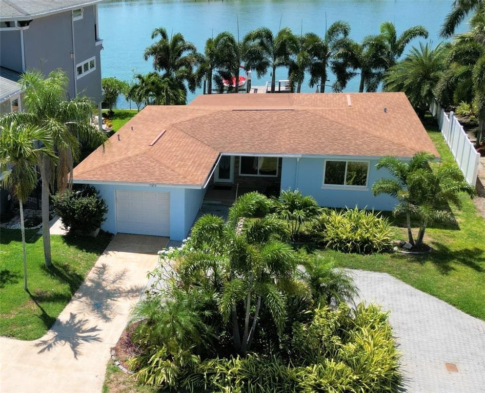 17073 DOLPHIN DRIVE NORTH REDINGTON BEACH, FL 33708