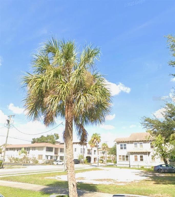 809 W AZEELE ST TAMPA, FL 33606
