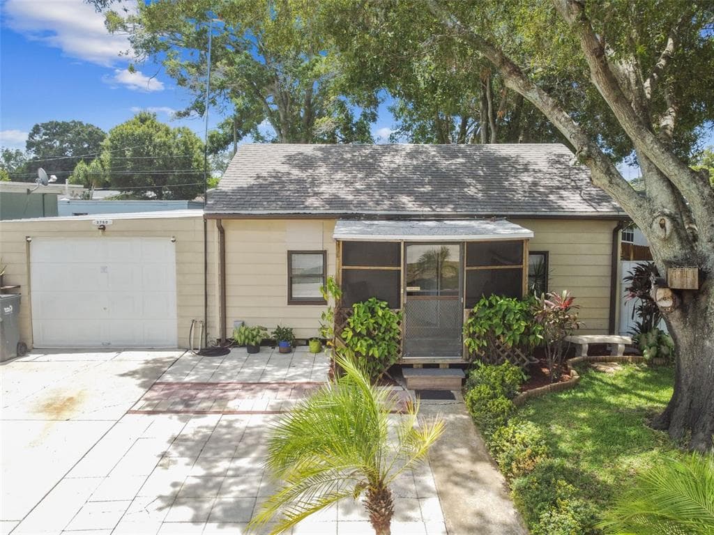 2760 41ST AVENUE N ST PETERSBURG, FL 33714