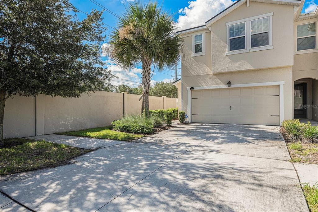 11733 WEATHERED FELLING DRIVE