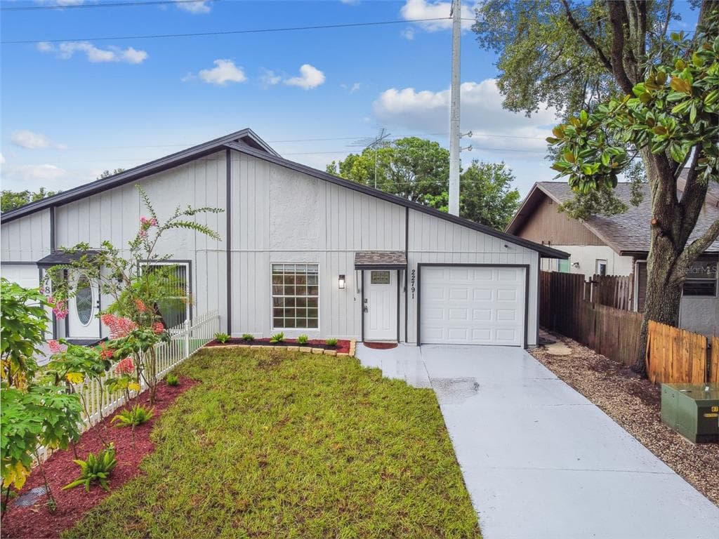 22791 PENNY LOOP LAND O LAKES, FL 34639