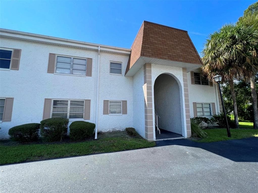 215 S MCMULLEN BOOTH ROAD UNIT 182 CLEARWATER, FL 33759